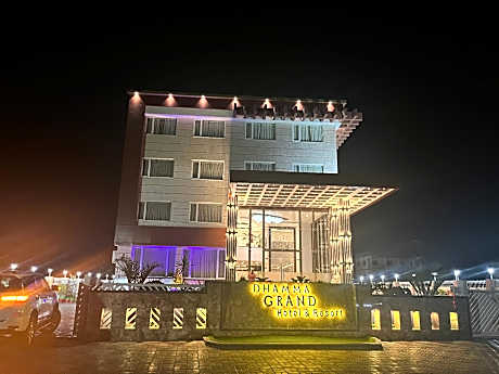 Dhamma Grand Hotel Resort