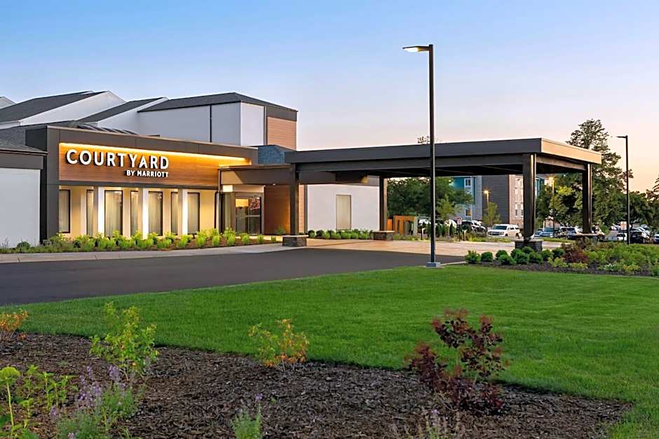 Courtyard by Marriott Minneapolis-St. Paul Airport