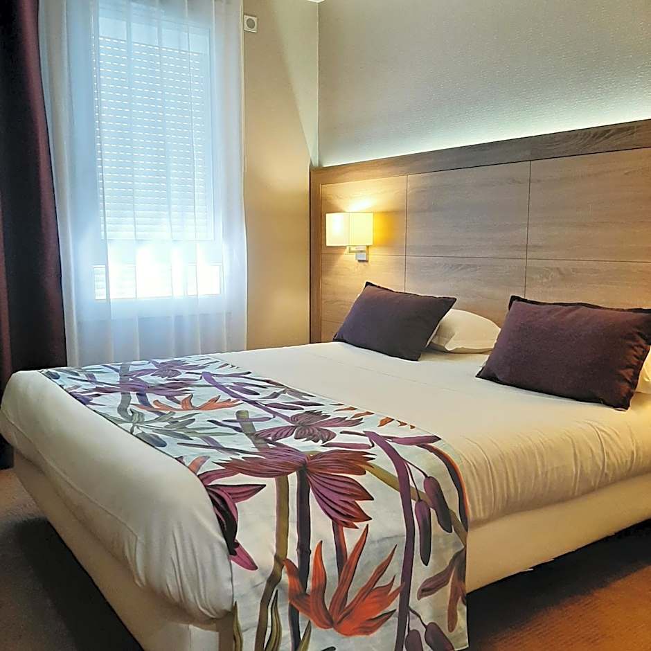 Logis Hotel Relais Saint Jacques - Châteauroux