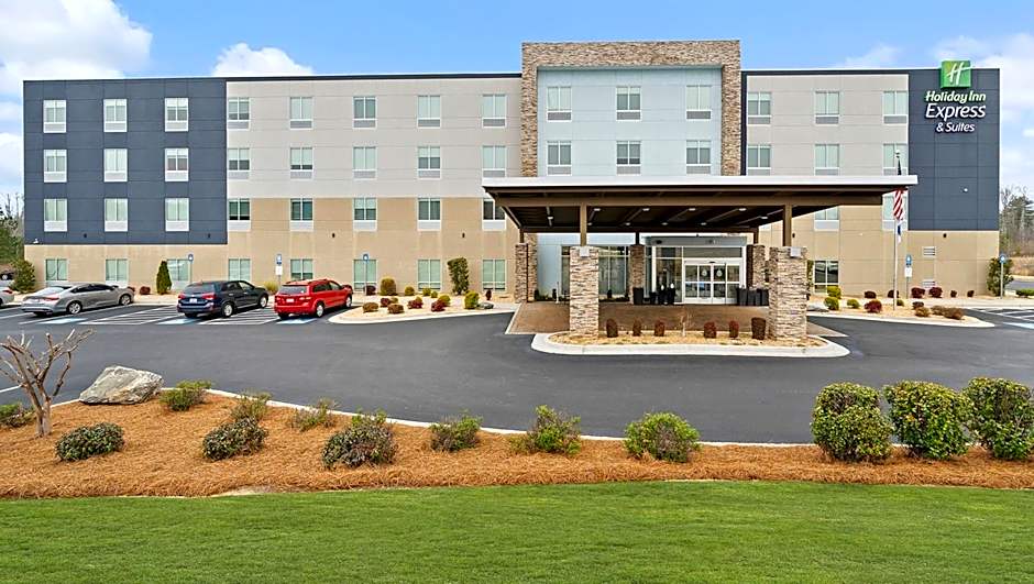 Holiday Inn Express & Suites Macon North By IHG