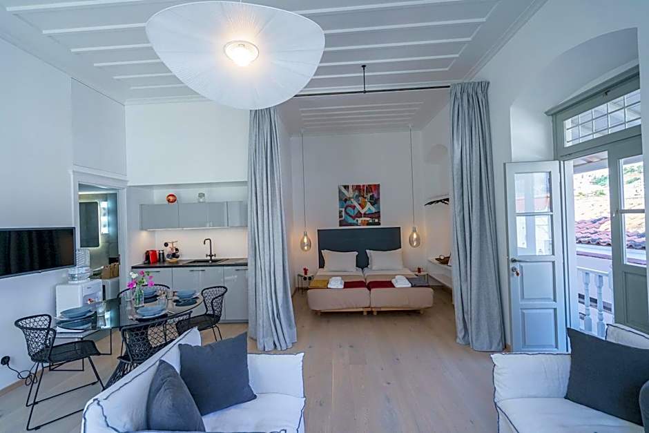 LIVIN Hydra Legacy Suite