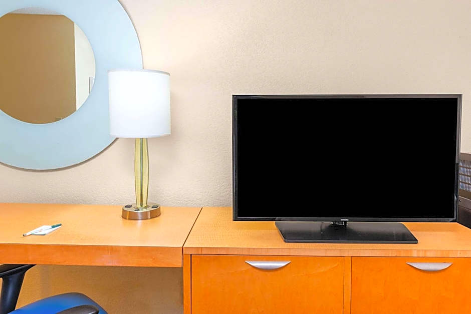 La Quinta by Wyndham Fort Lauderdale Pompano Beach – Fort Lauderdale, FL