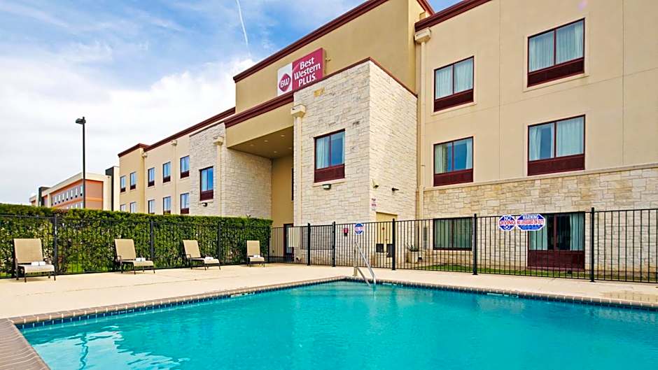 Best Western Plus Austin Airport Inn & Suites