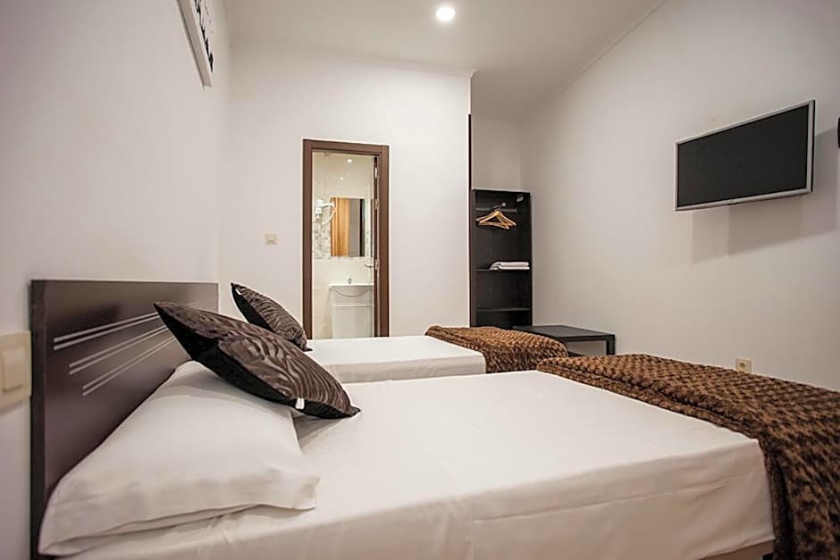 Hostal Rincón de Sol - Centro Madrid - Self Checkin