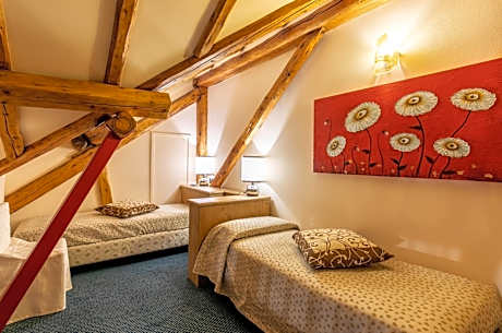 Deluxe Two-Bedroom Suite