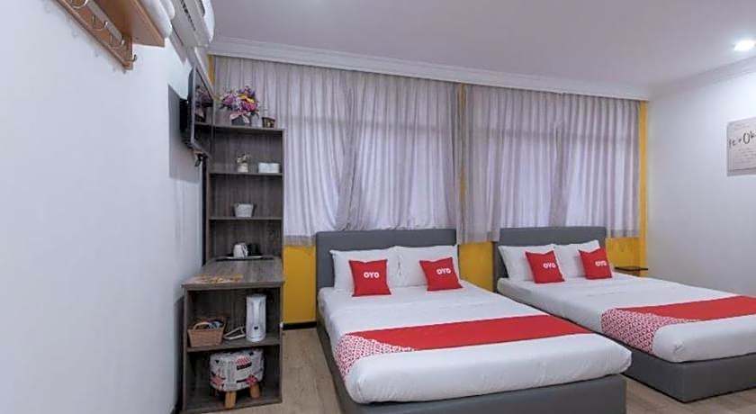 OYO 89398 Doorbellz