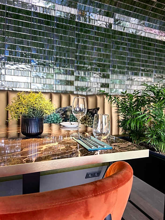 CONTI HOTEL VILNIUS, Conference Centre, Restaurant & Bar