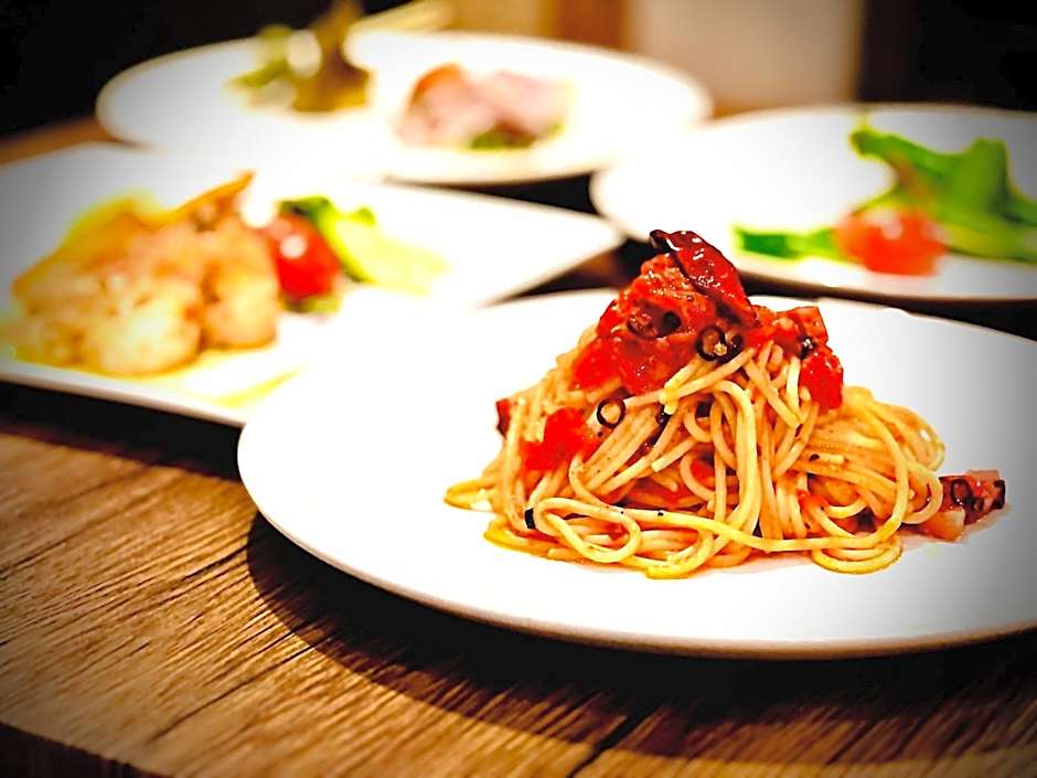 Taketomijima Akaneya