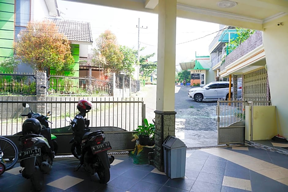 Griya Imafa Inn RedPartner near Jatim Park 2