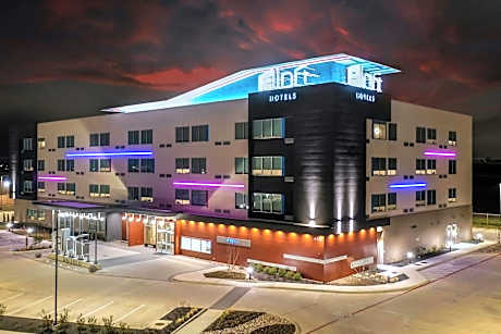 Aloft by Marriott Dallas Arlington South