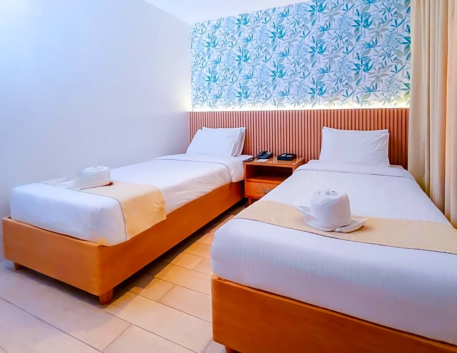 Dumaguete Royal Suite Inn