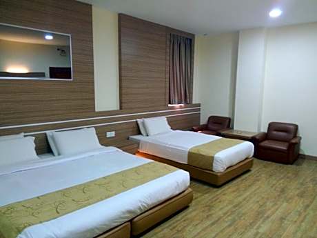 Family (1 Double Bed + 1 Single Bed)