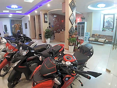 Minh Quan Hotel by ZUZU