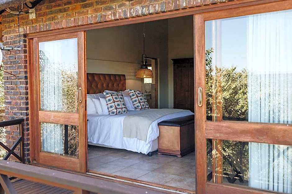 Dinkweng Safari Lodge