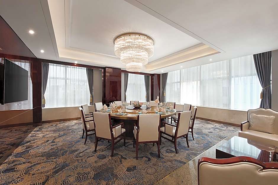 Asia International Hotel