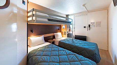 Standard Plus Twin Room with One Bunk Bed
