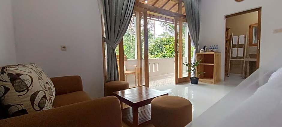 Artomoro Bali