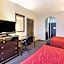 Comfort Inn & Suites Winnie