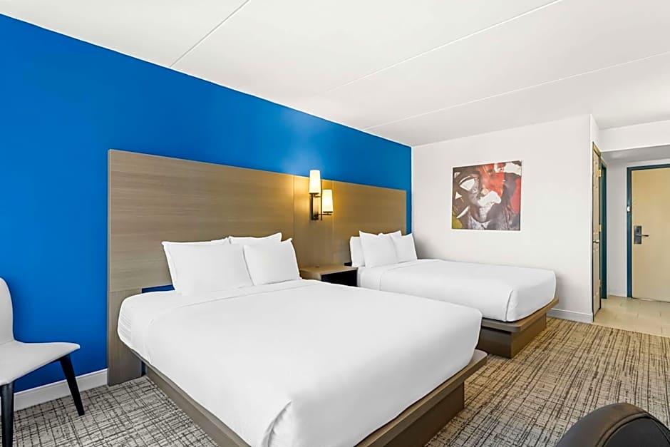Best Western Plus Lower South End
