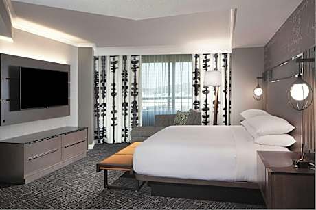 1 Bedroom Presidential Suite, 1 King, High floor