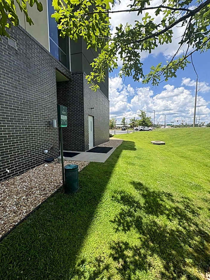 La Quinta Inn & Suites by Wyndham Opelika / Auburn