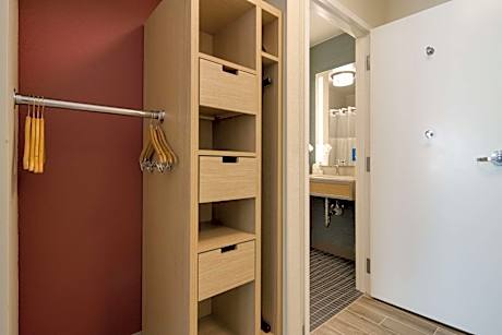 King Suite with Whirlpool