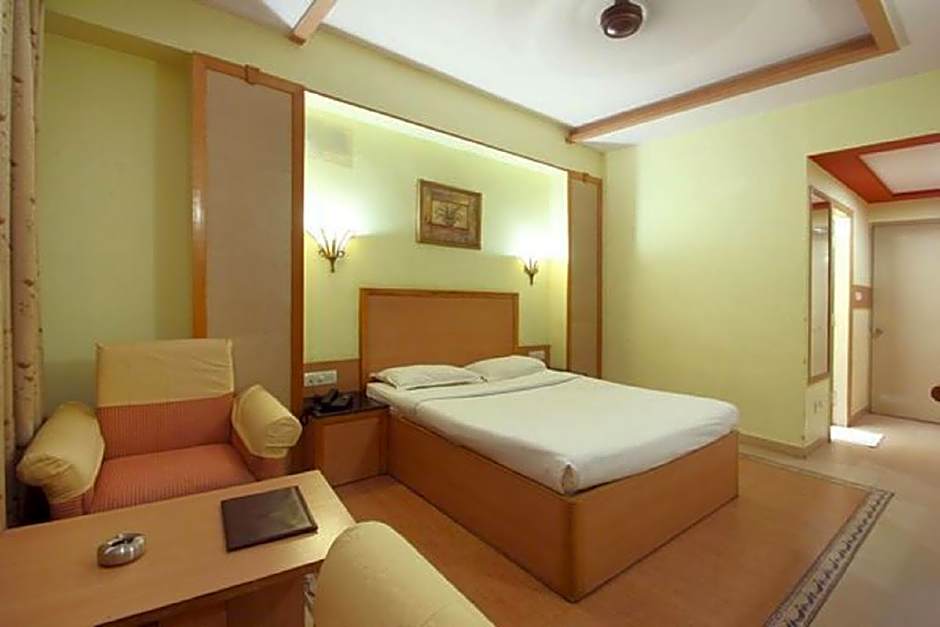 Hotel Roopa