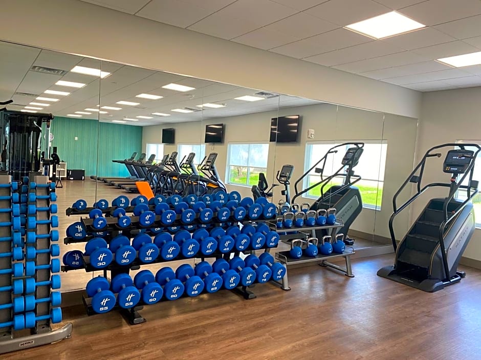 Holiday Inn Express & Suites - Madison West - Middleton by IHG