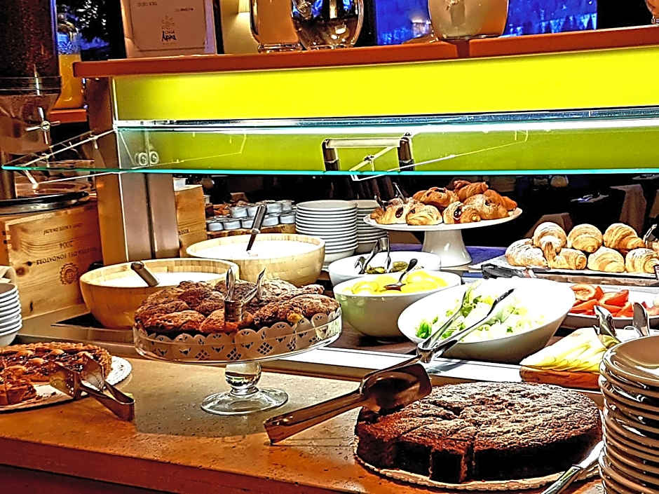 Ciasa Alpina Relax Hotel