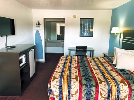 King Room - Non-Smoking