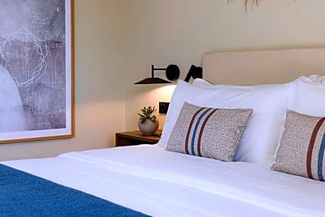 Tropical Nest, Guest room, 1 Double, Garden view, Balcony