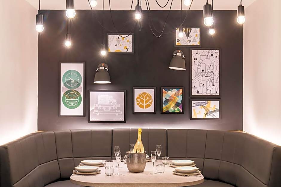 Holiday Inn Stevenage By IHG