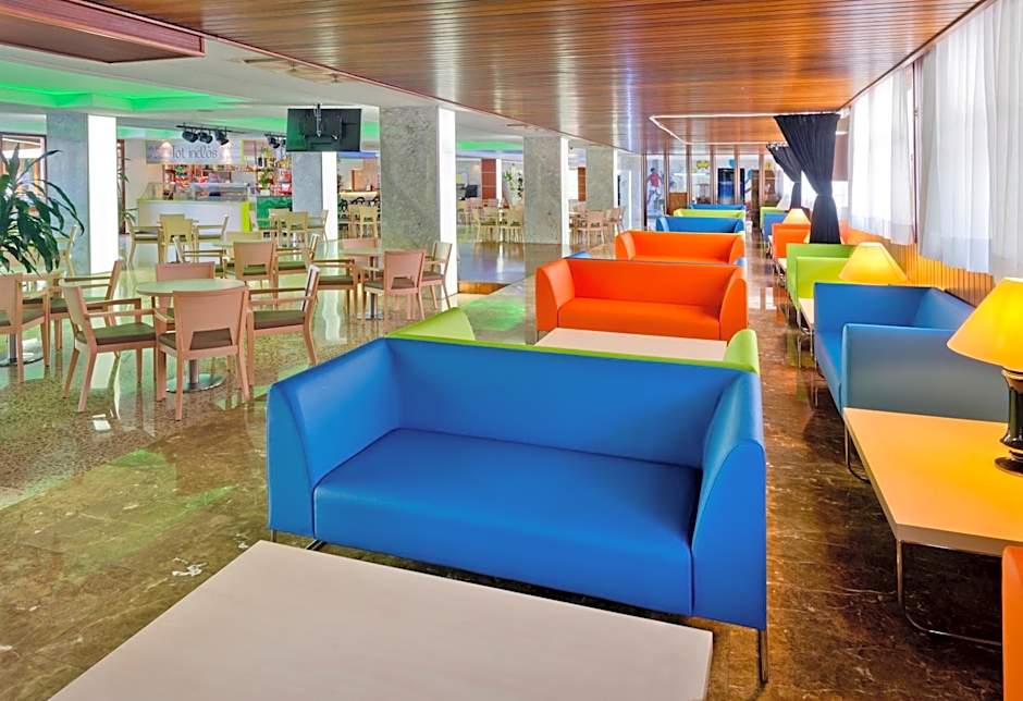 GHT Oasis Park & Spa