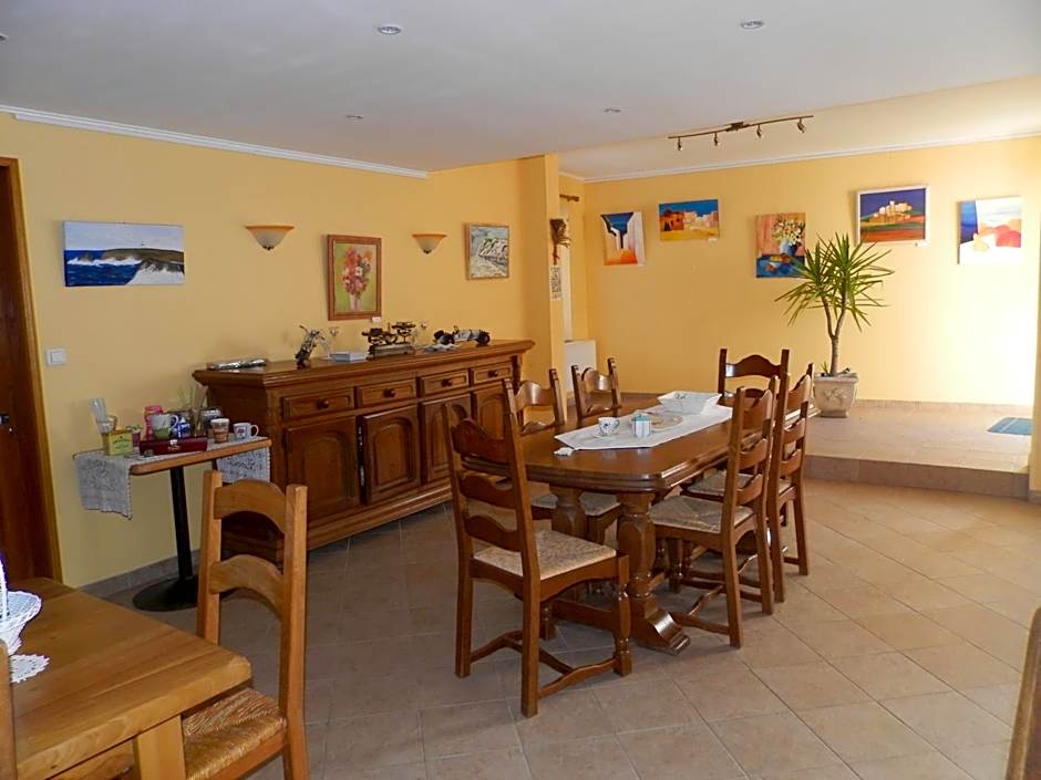 Chambres et Table d'Hôtes Les Trois Marquets