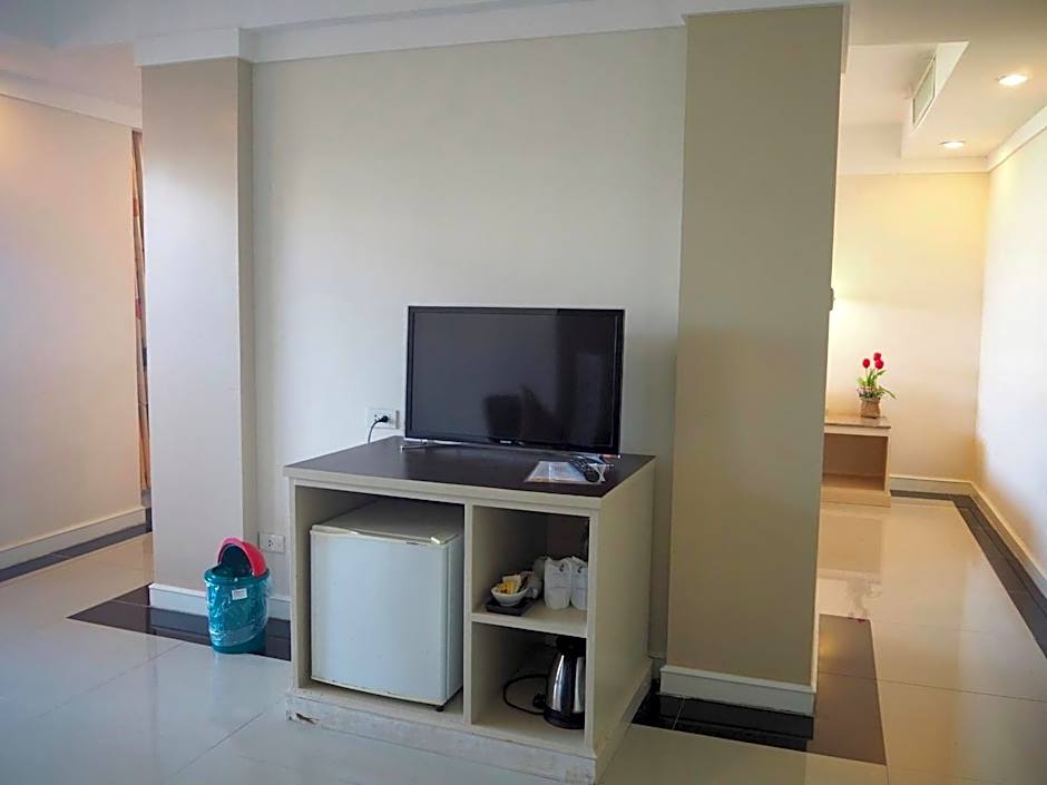 Tonkoon Hotel
