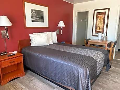 Queen Studio with Two Queen Beds