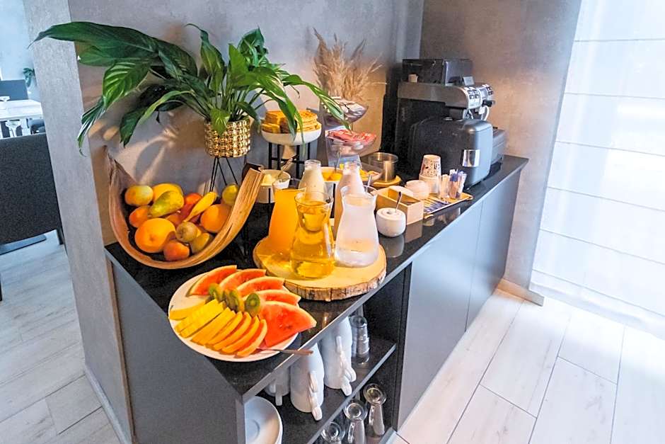 Apartamenty Katowice by Lantier - Swimming Pool Zone