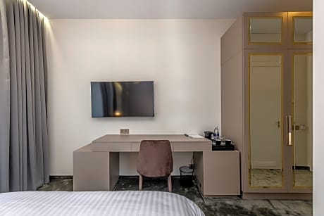 Classic Double with terrace (for single use)