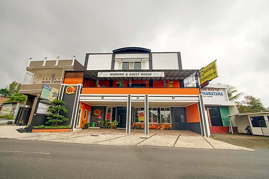 Capital O 90151 Guest House 180