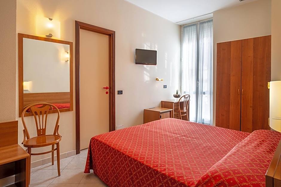 Hotel Careni Villa Italia