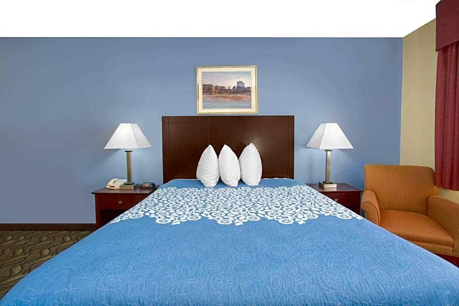 Days Inn by Wyndham North Platte