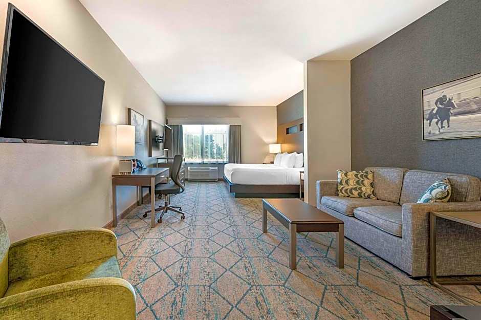 Comfort Inn & Suites Clarksville - Louisville North