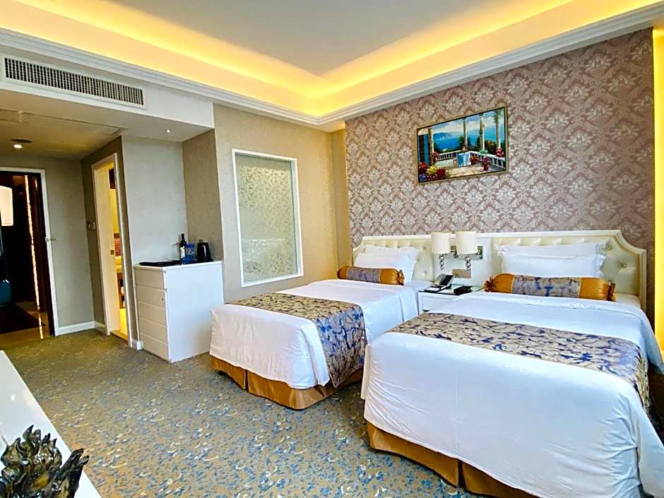 Metropole Hotel