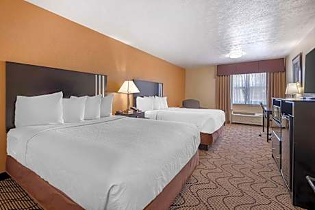 Queen Room with Two Queen Beds - Non-Smoking