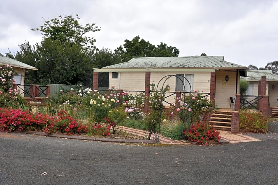 Mount Barker Valley Views Motel & Chalets, Western Australia