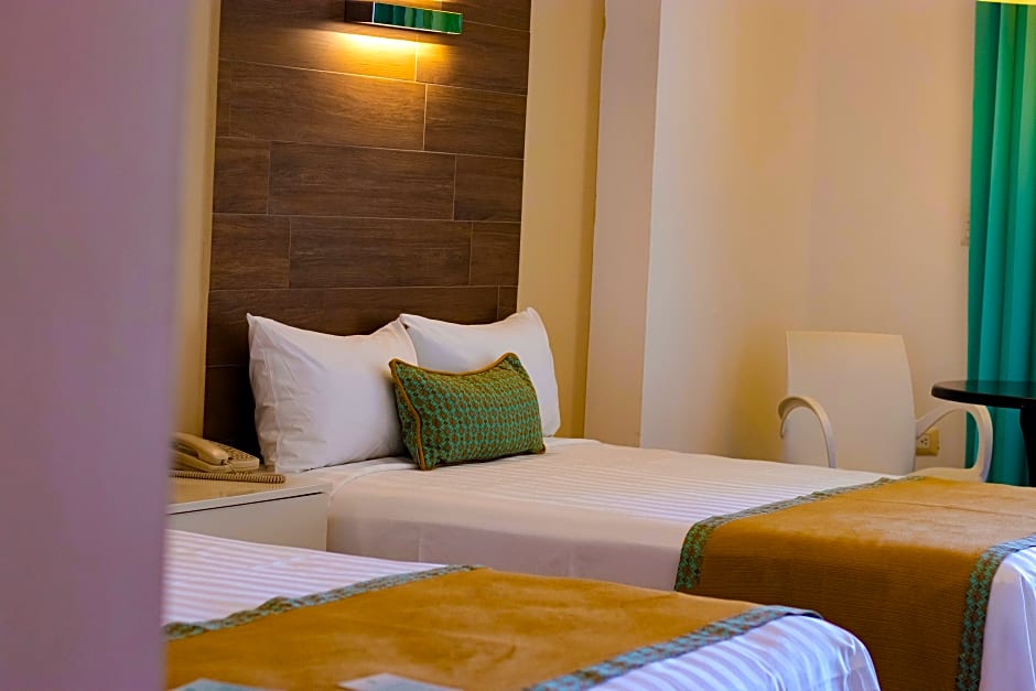 Pacific Palace Beach Tower Hotel
