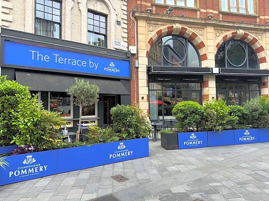 Radisson Blu Hotel, London Leicester Square