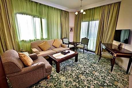 Deluxe Double Bed Room