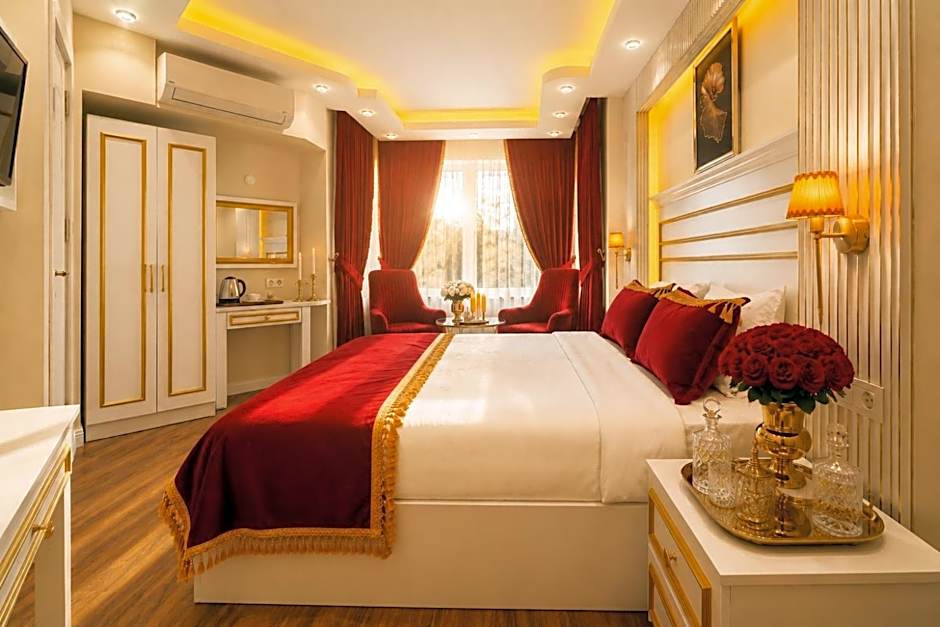 Photo 1 of 7 of Superior Double Room