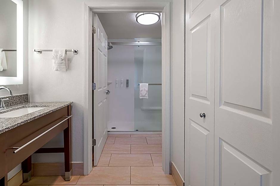 Homewood Suites by Hilton Eatontown